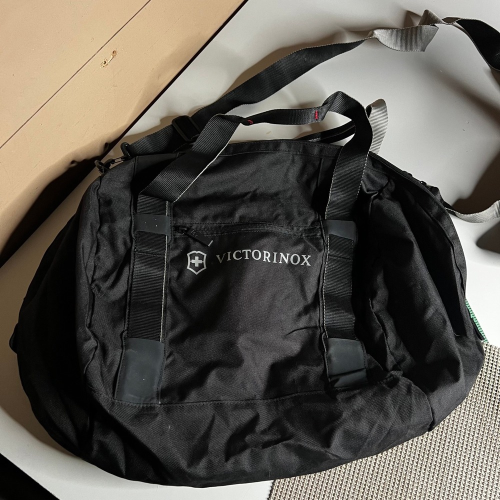 Victorinox Swiss Army Black Ballistic Nylon Travel Duffel Bag Shoulder Strap